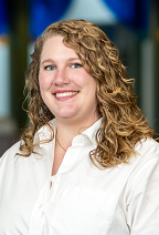 Lynn Douglass headshot