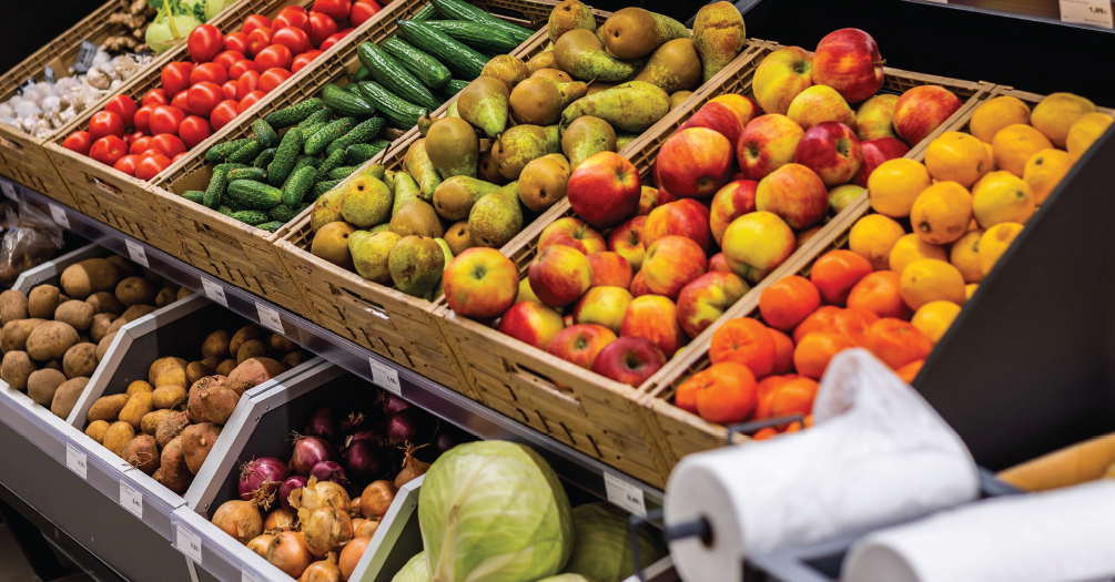 image of fruit at grocery store