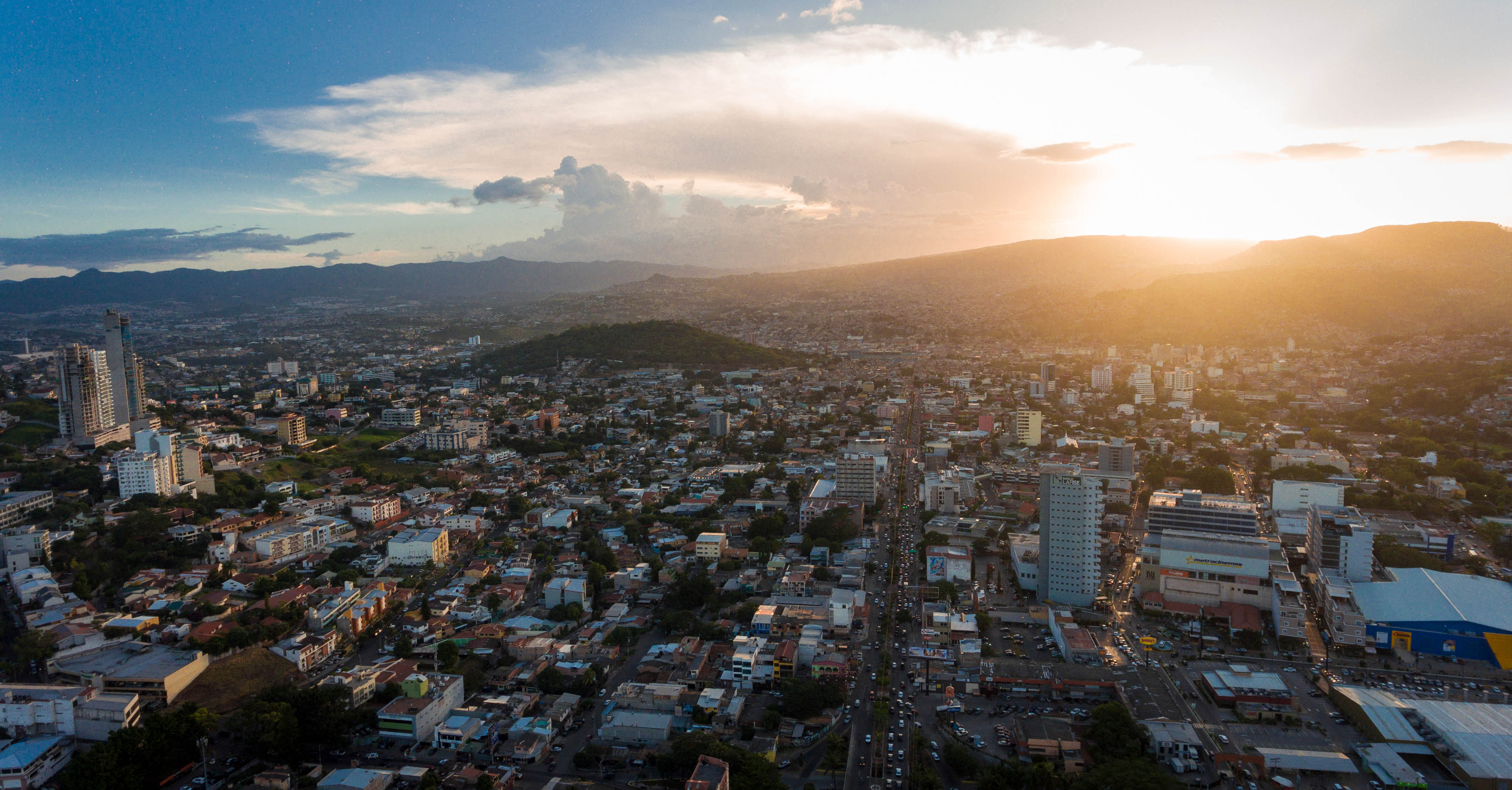 A photograph of Tegucigalpa, Honduras.