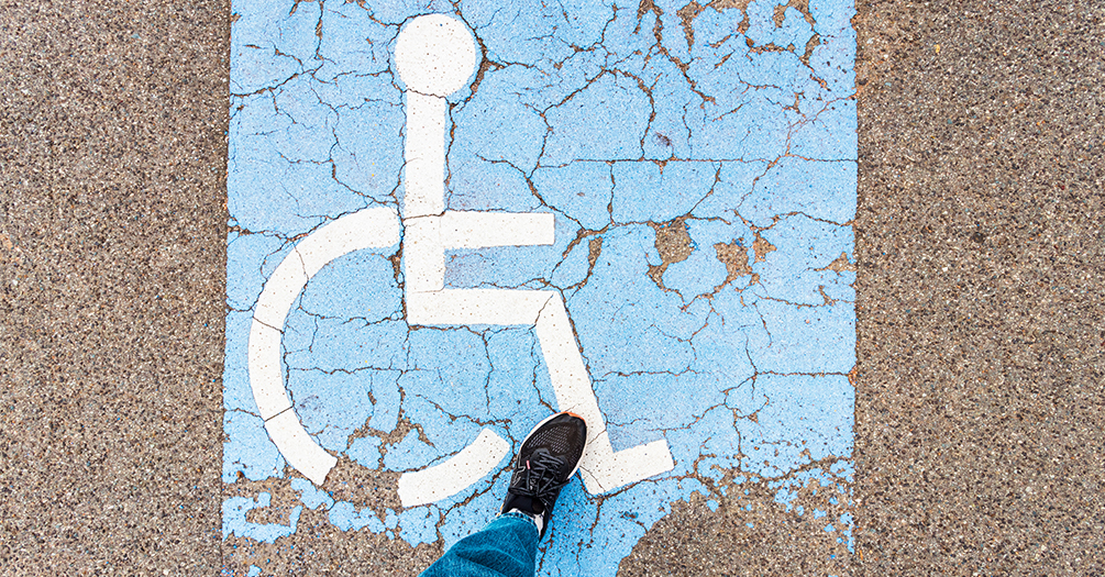 handicap_logo_cracks