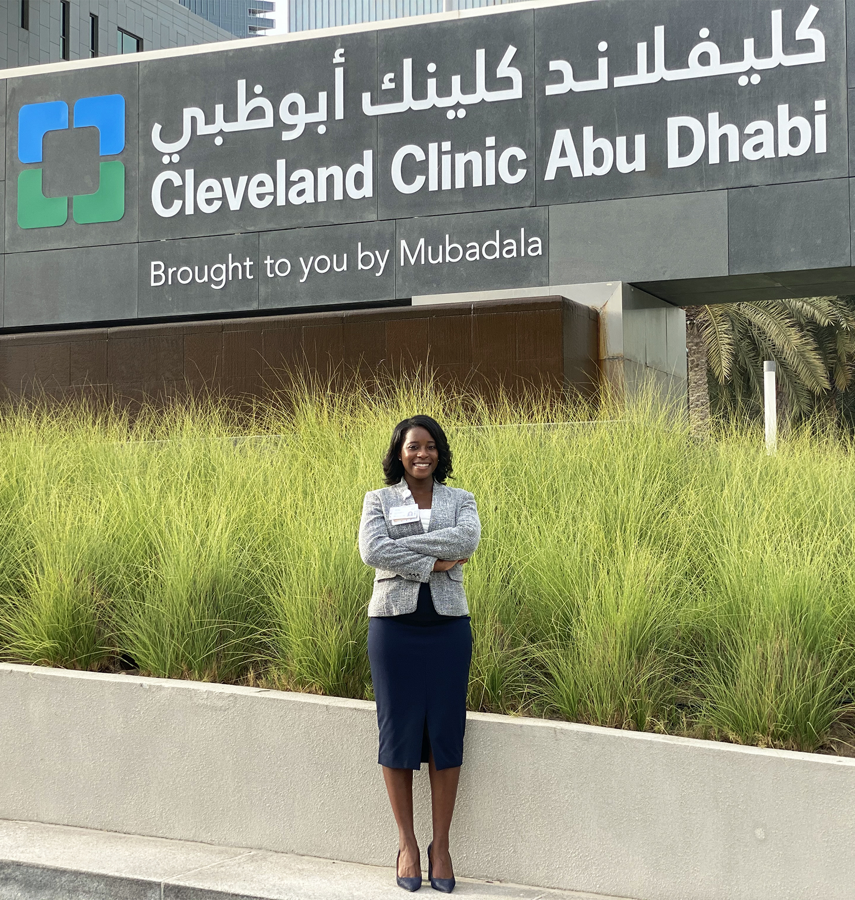 Cachet Colvard in front of the Cleveland Clinic Abu Dhabi